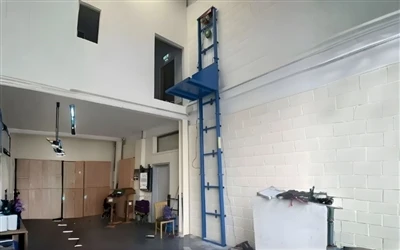Učinkovito rješenje za skladištenje i rukovanje industrijskim materijalom